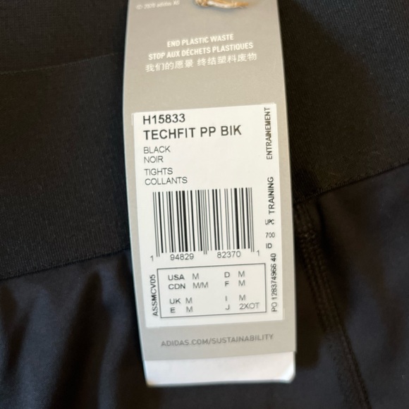 BNWT Adidas high-rise, right-fit bike shorts - Picture 6 of 6